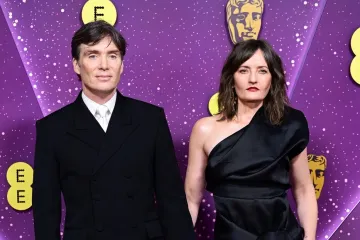 Znate li kako izgleda supruga zvijezde serije "Peaky Blinders"? U braku su vi&scaron;e od dvadeset godina