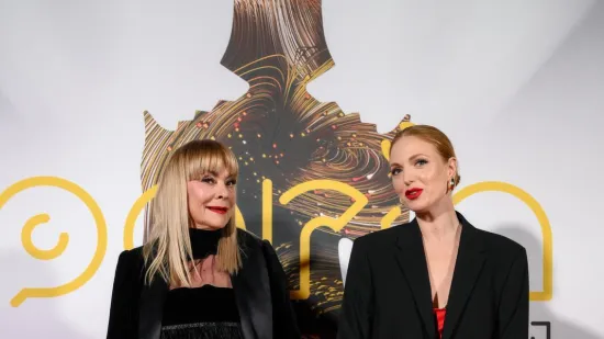 Predsjednik Milanović popularne glumice iznenadio velikim buketima cvijeća