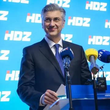 Plenković se vratio u Hrvatsku: Hoće li reći ne&scaron;to novo o Dabri?