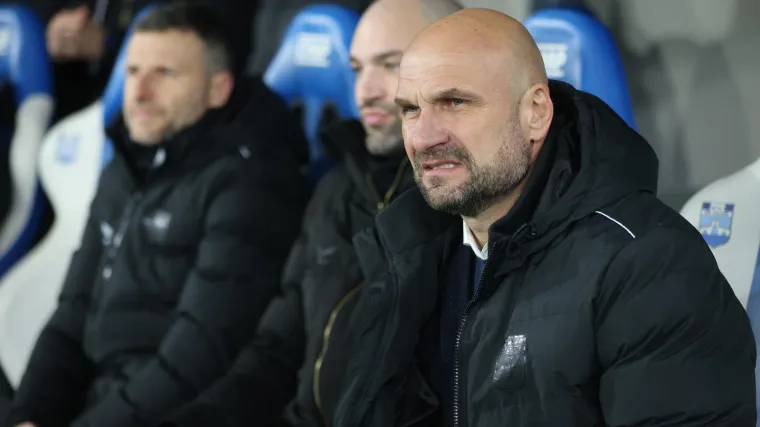 Smjena trenera zapalila navijače Osijeka, spominju samo jedno ime: 'Ma vi ste prodavači magle'