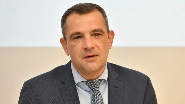 Doznajemo &scaron;to je Matija Posavec rekao o optužbama za primanje mita i nezakonito zapo&scaron;ljavanje