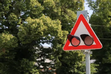 Stravičan sudar u Zagorju: Vlak naletio na auto, policija objavila ključan detalj