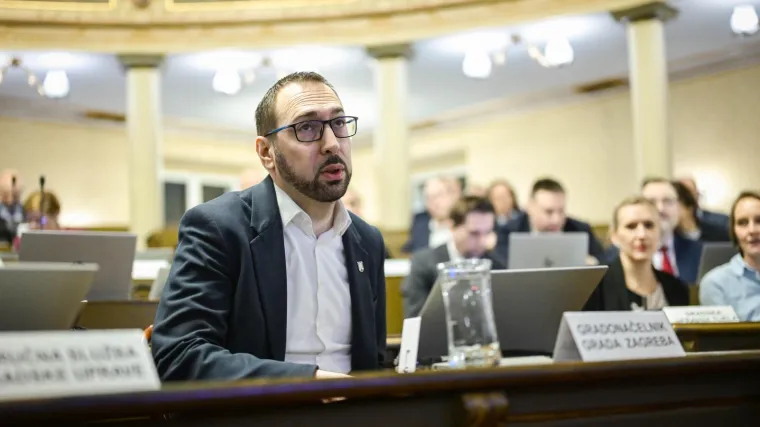 Herman: 'Toma&scaron;ević je nasamaren', gradonačelnik uzvratio: 'Čisto trolanje HDZ-a'