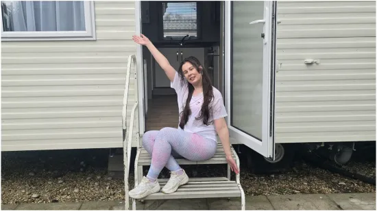 Odrekla se stana i tvrdi da živi život iz snova: 'Ova mi je opcija imala najvi&scaron;e smisla'