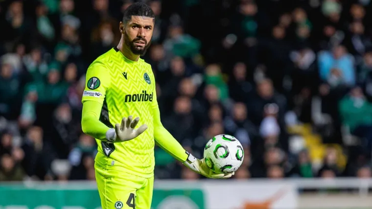 Umjesto u Rijeku u mirovinu: Vratar Omonije doživio stra&scaron;nu ozljedu