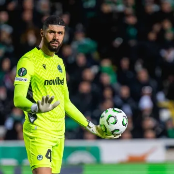 Umjesto u Rijeku u mirovinu: Vratar Omonije doživio stra&scaron;nu ozljedu