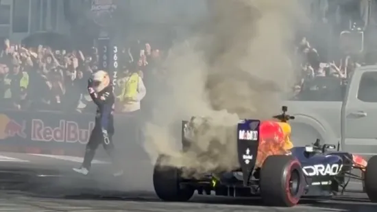 Drama na ulicama San Francisca: Red Bull planirao spektakl, a onda je bolid planuo pred mno&scaron;tvom