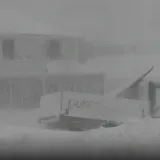 Ovo je brutalna zimska oluja: 'Znam da ne volite sjediti, ali tražim da upravo to učinite'