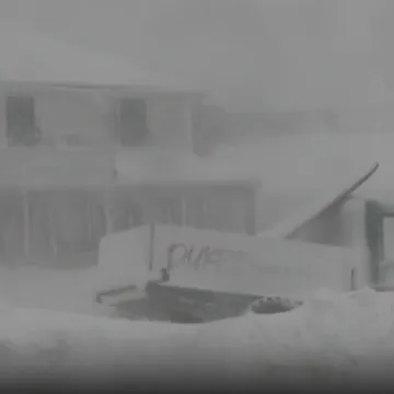 Ovo je brutalna zimska oluja: 'Znam da ne volite sjediti, ali tražim da upravo to učinite'