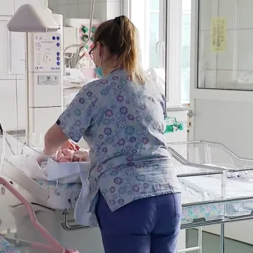 Evo koliko ko&scaron;ta surogat majka: 'Naruče djecu i nakon rođenja dovedu ih u Hrvatsku'