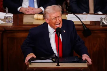 Eskalirali incidenti dok je Trump govorio, demokratkinja urlala: 'Ubili ste Amerikance!'