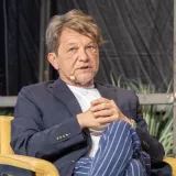 Dramatičan trenutak u kafiću: Slavni glumac izgubio živce nakon provokacija tiktokera