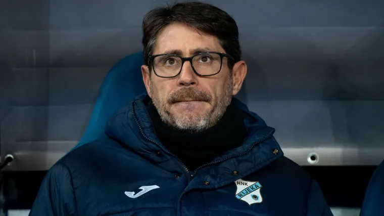 Trener Rijeke zavr&scaron;io u bolnici uoči ključne europske utakmice: Pozlilo mu je...