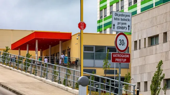 Ženi koja se liječila u pulskoj bolnici donio drogu: Umrla je...