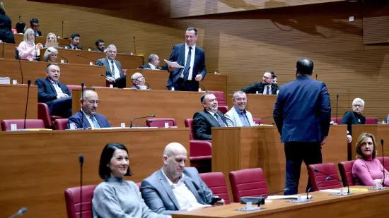 Nesvakida&scaron;nje scene u Saboru, kamere sve snimile: 'Najiskrenije se ispričavam'