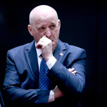 Bačić: 'Želimo doprinjeti smanjenju cijena nekretnina'. Oporba: 'Zakon je duda varalica'