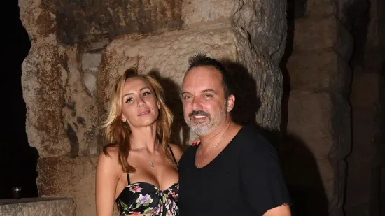 Tony Cetinski o spotu u kojem je njegova Dubravka: 'Molio sam je da glumi preko mame i prijatelja'