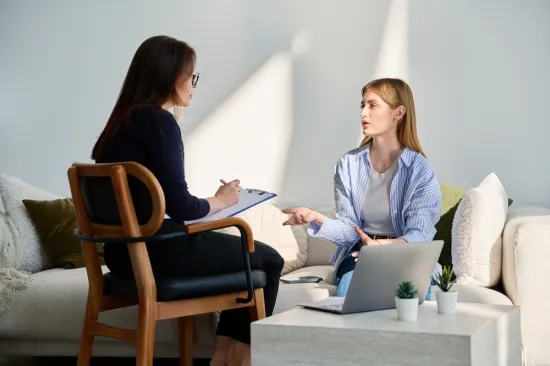 Stručnjaci razotkrivaju najče&scaron;će zablude o potrebi za terapijom i pomoći za mentalno zdravlje