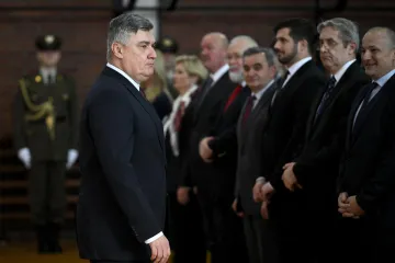 Milanović pohvalio izgled hrvatskih vojnika: 'Na&scaron;i izgledaju kao vojnici, za razliku od drugih'