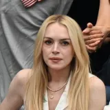 Lindsay Lohan progovorila o djetinjstvu pa zavapila: 'Za&scaron;to me netko nije maknuo i za&scaron;titio?'