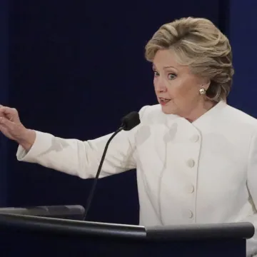 Hillary Clinton svjedoči o Jeffreyju Epsteinu, njezin blizak prijatelj: 'Postavili su zamku za Trumpa!'