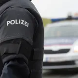 Oteta braća na putu do &scaron;kole: Uočeno sumnjivo vozilo plave boje, cure detalji