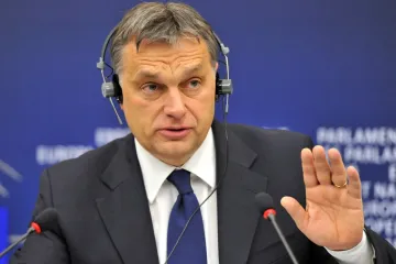 Čovjek kaosa i seoski dečko koji je imao dužu kosu: Tko je zapravo Viktor Orban?