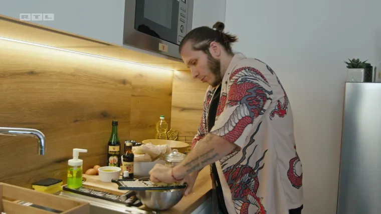 Mahir Kapetanović bez zadr&scaron;ke: Od 'Večere za 5' do iskrene priče o glazbi i borbi s alkoholizmom