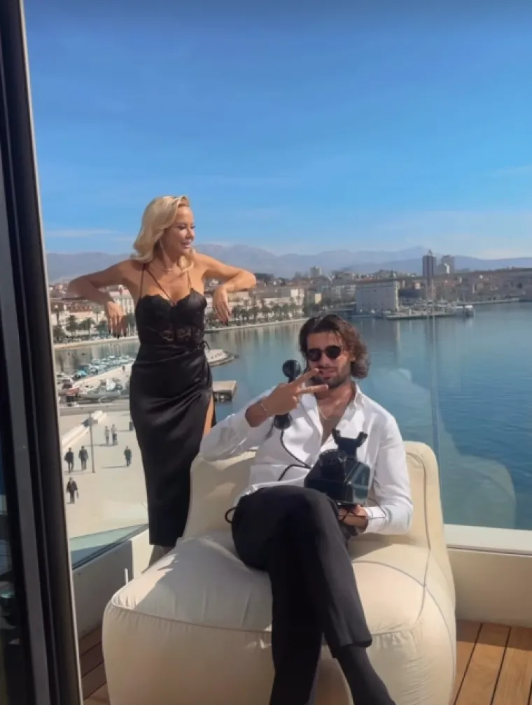 Crna haljina, romantična riva i retro telefon: &Scaron;to Maja i &Scaron;ime rade u Splitu?
