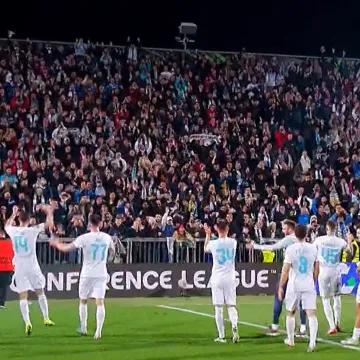 'Vi stvarate povijest!' Pogledajte kako je Rijeka sru&scaron;ila protivnika i ujedinila grad u slavlju