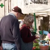 Omiljena delicija već je stigla na na&scaron;e tržnice: Pazite, krivi potez može vas ko&scaron;tati i 1000 eura
