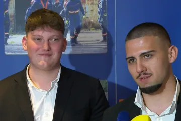 Hrabri Tin i Erik dobili nagradu za naročit pothvat: Iz olujne bure spasili obitelj od utapanja