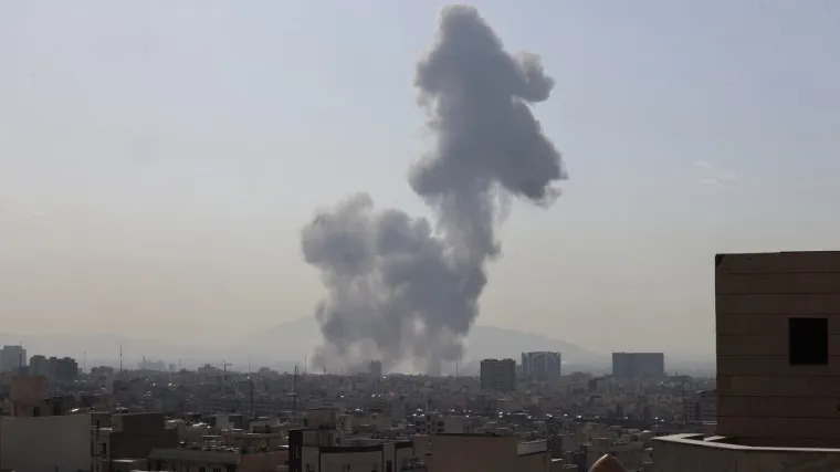 Iran ekspresno uzvratio nakon jutra&scaron;njeg napada, lete rakete prema Izraelu!