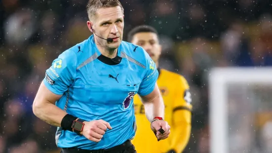 Premierliga&scaron;ki sudac nestao usred utakmice: Tribine eksplodirale kad se vratio