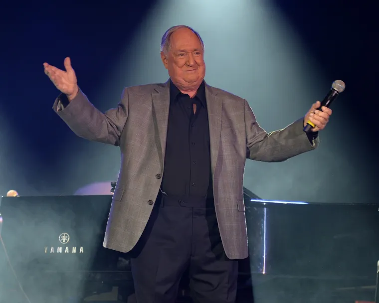 Preminuo Neil Sedaka, legenda popa i autor brojnih hitova koji su obilježili generacije