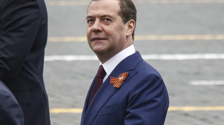 Medvedev ironično o napadu na Iran: 'Mirotvorac je opet tu. Razgovori su bili paravan'