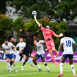 Poznati hrvatski golman u sudačkoj nadoknadi zabio golčinu iz voleja, pogledajte majstoriju