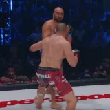 Uski kro&scaron;e Batura i lagano doviđenja za samo 27 sekundi borbe