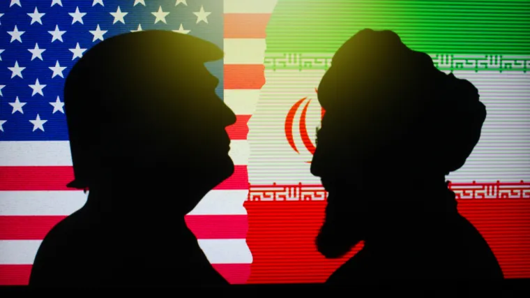 Europska sila zaprijetila bombardiranjem! Trump se obratio Irancima: 'Amerika je uz vas'