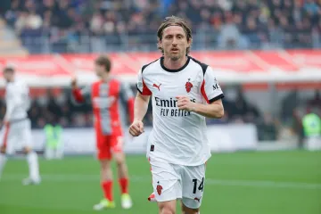 Milan te&scaron;ke muke u samoj zavr&scaron;nici pobjedio domaći Cremonese: Modriću svih 90 minuta