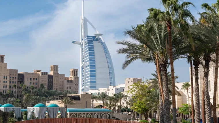 Pogođen simbol Dubaija: Najluksuzniji hotel na svijetu građen je na vlastitom umjetnom otoku