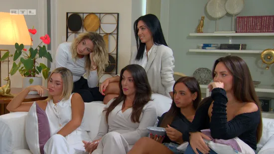 Ružičasta ruža unosi pomutnju u vilu: 'Očito me nijedan ne želi, a ne mogu bez mene'