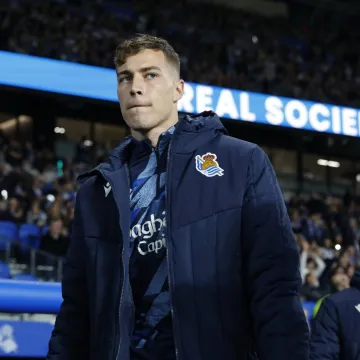 Hrvatski reprezentativac pod paljbom: Sučić objasnio za&scaron;to je bio na Thompsonovu koncertu