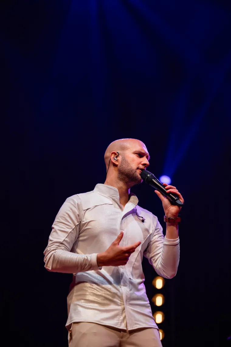 Marko &Scaron;kugor o novoj pjesmi, koncertima i očinstvu: 'Supruga drži na&scaron;u malu tvrđavu dok me nema'