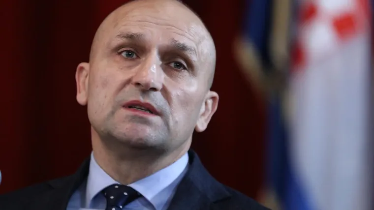 Anu&scaron;ić diže alarm zbog Srbije koja gomila moćno oružje: 'Europa je zakasnila!'