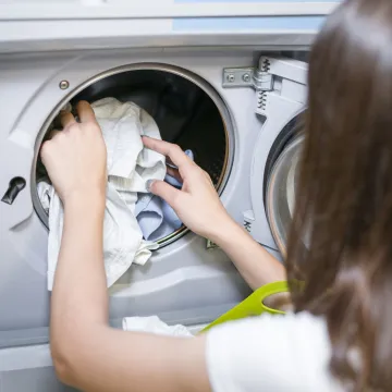 Ovo je pet gre&scaron;aka kod kori&scaron;tenja su&scaron;ilice rublja. Tro&scaron;e novac i mogu izazvati požar