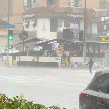 Vjerujemo da je ova žena požalila &scaron;to je iza&scaron;la iz kuće