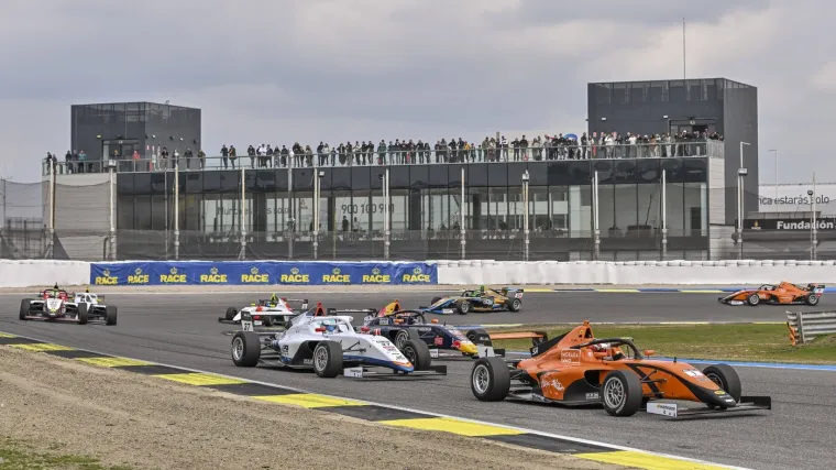 F1 stručnjak pred novu sezonu: 'Čekaju nas neviđene utrke, a jedna momčad nije spremna'