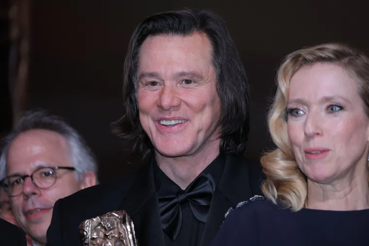 Jim Carrey izgleda neprepoznatljivo: Plastični kirurg objasnio gdje je 'zapelo'