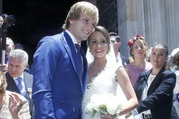 'Moja žena, moj tim, moje sve': Rakitić odu&scaron;evio objavom sa suprugom Raquel